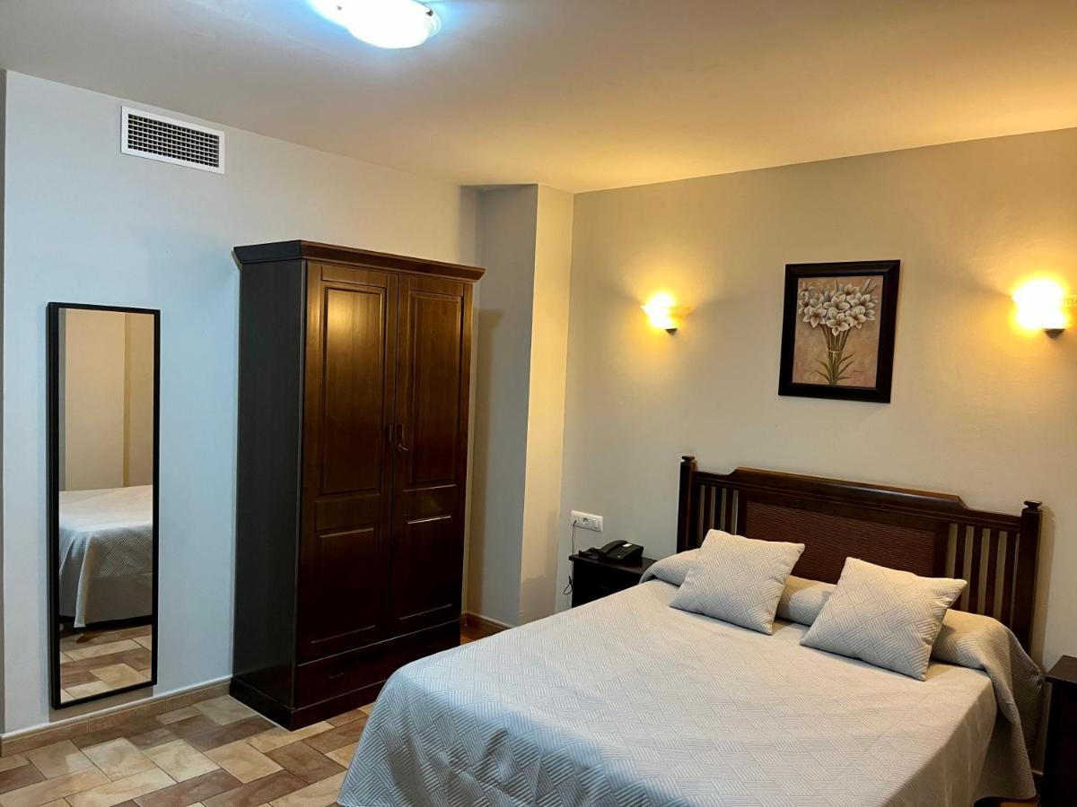 Hotel Cervantes Zafra Bagian luar foto