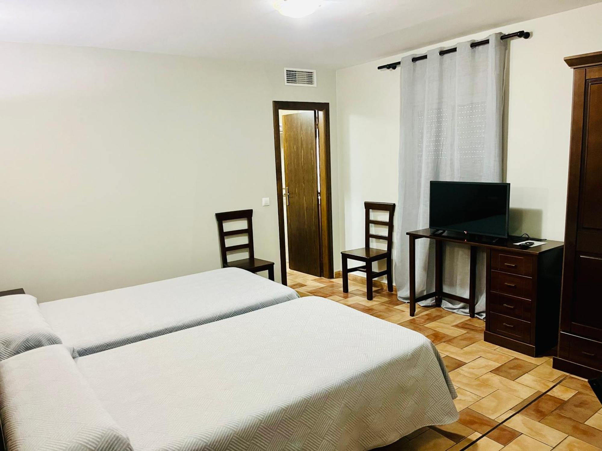 Hotel Cervantes Zafra Bagian luar foto
