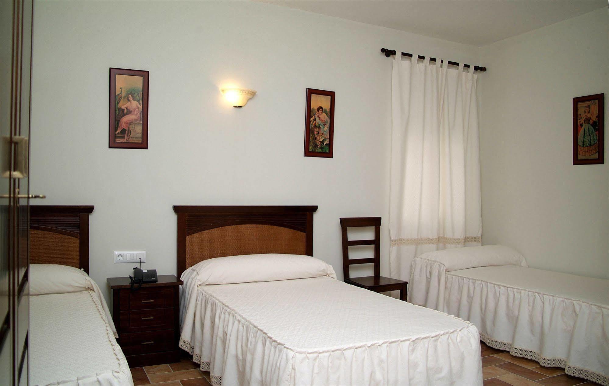 Hotel Cervantes Zafra Bagian luar foto